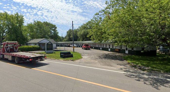 Ritz Motel (Birch Haus Motel) - Street View (newer photo)